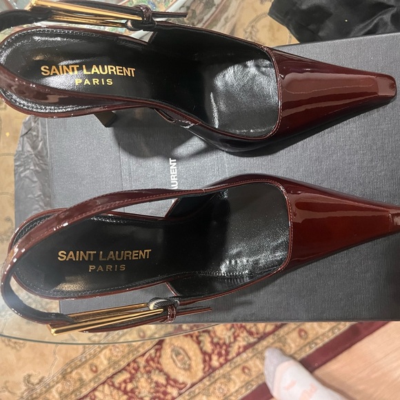 Authentic Brand new Saint Laurent Lee embellished patent-leather slingback pumps - Picture 4 of 8
